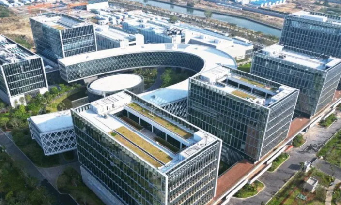 从政策导向看碳排放方案规划对制造企业绿色转型的驱动作用